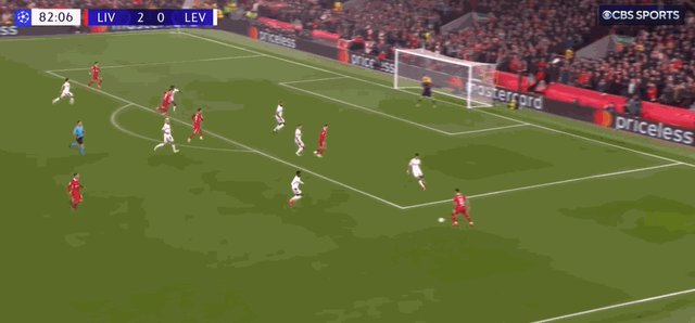 1730846861477058682.gif 3-0迪亚斯.gif