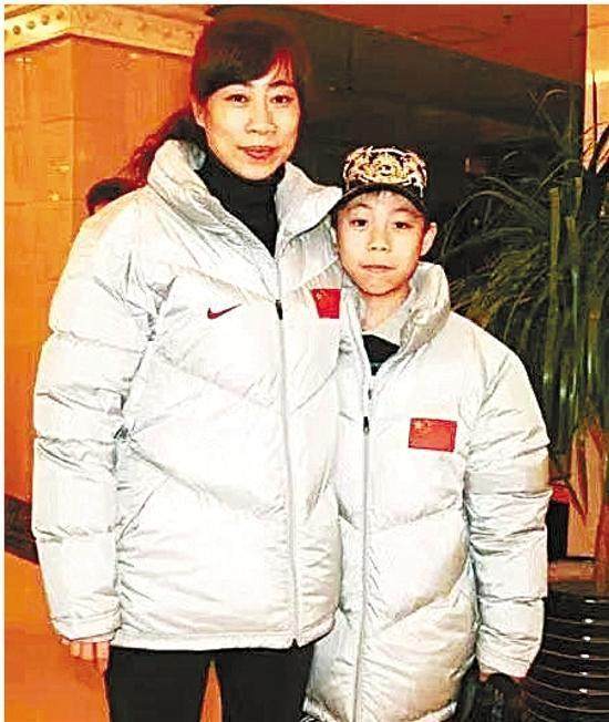 【人物】菜鸟张镇麟闪耀CBA 中国男篮等来侧翼答案？